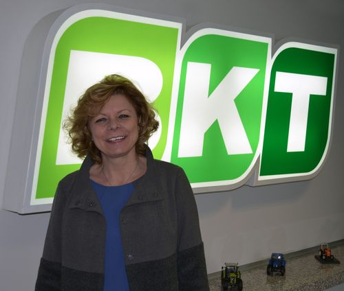 «Xtractor – это настоящее приключение для нас», говорит Лючия Сальмасо, руководитель BKT в Европе